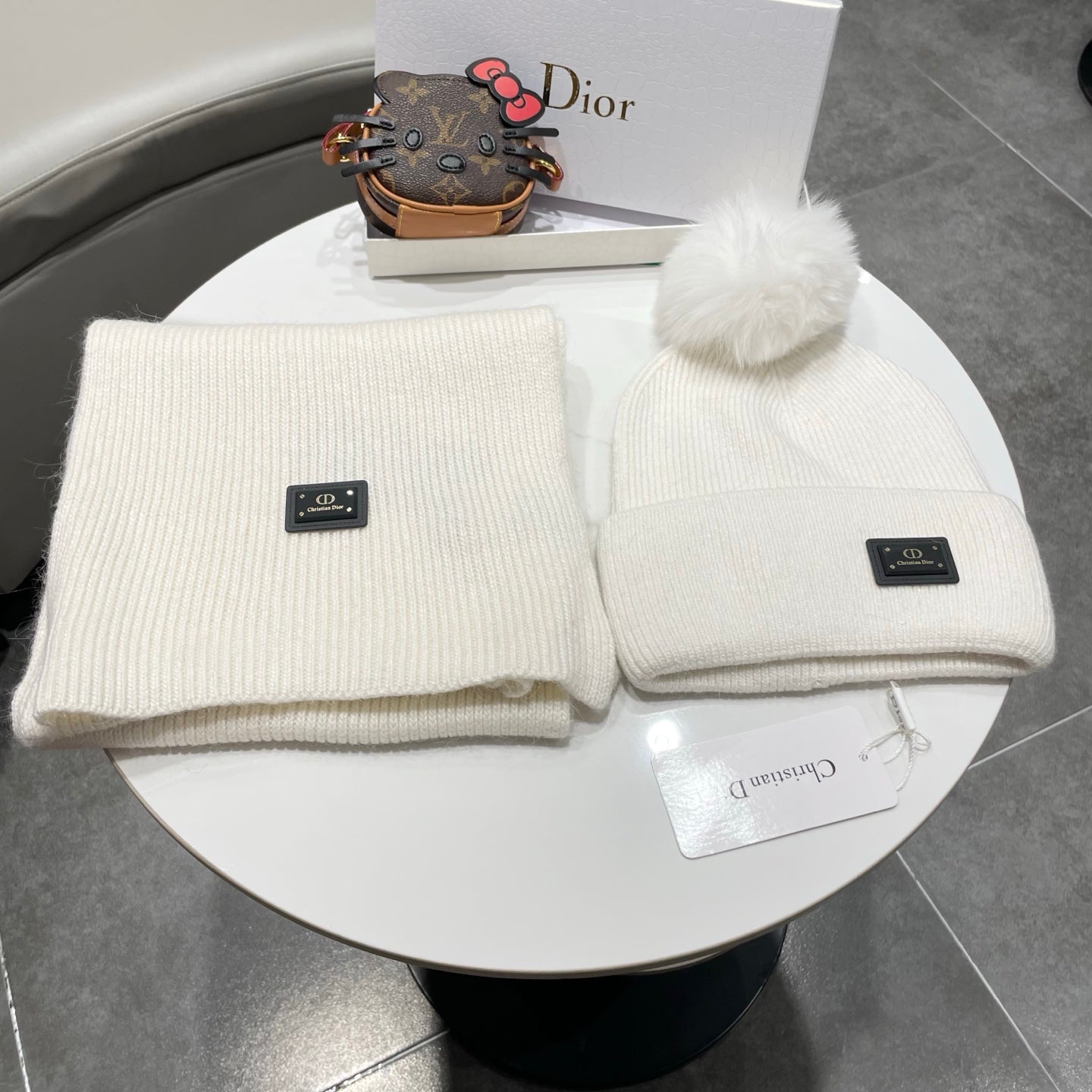 China Replica Dior Scarf 64usd Only