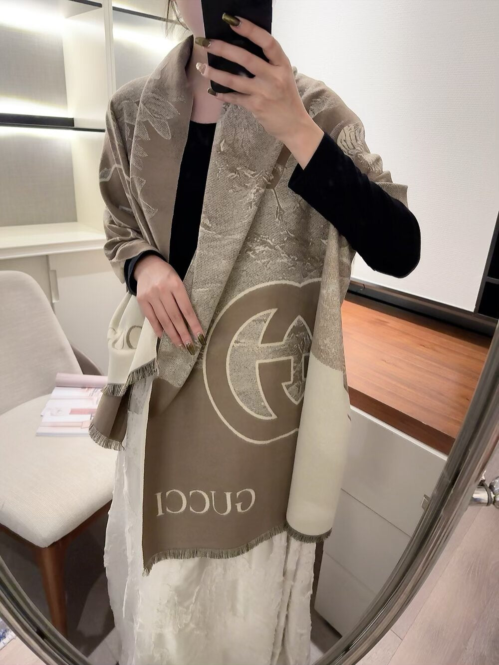 China Replica Gucci Scarf 13usd Only