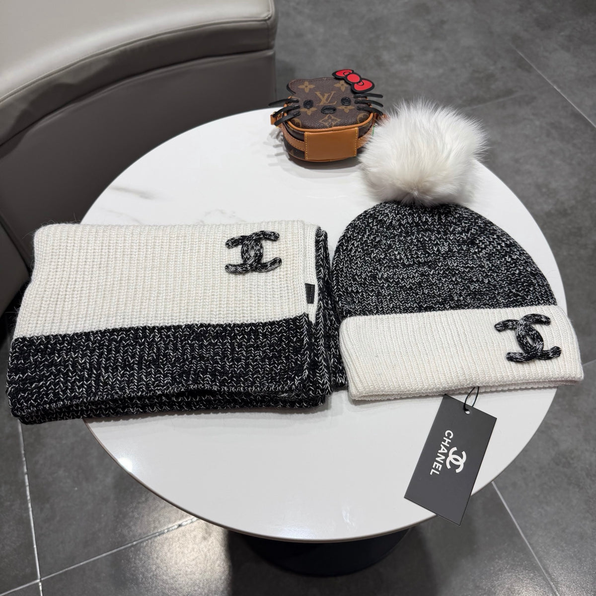 China Replica Chanel Scarf 60usd Only