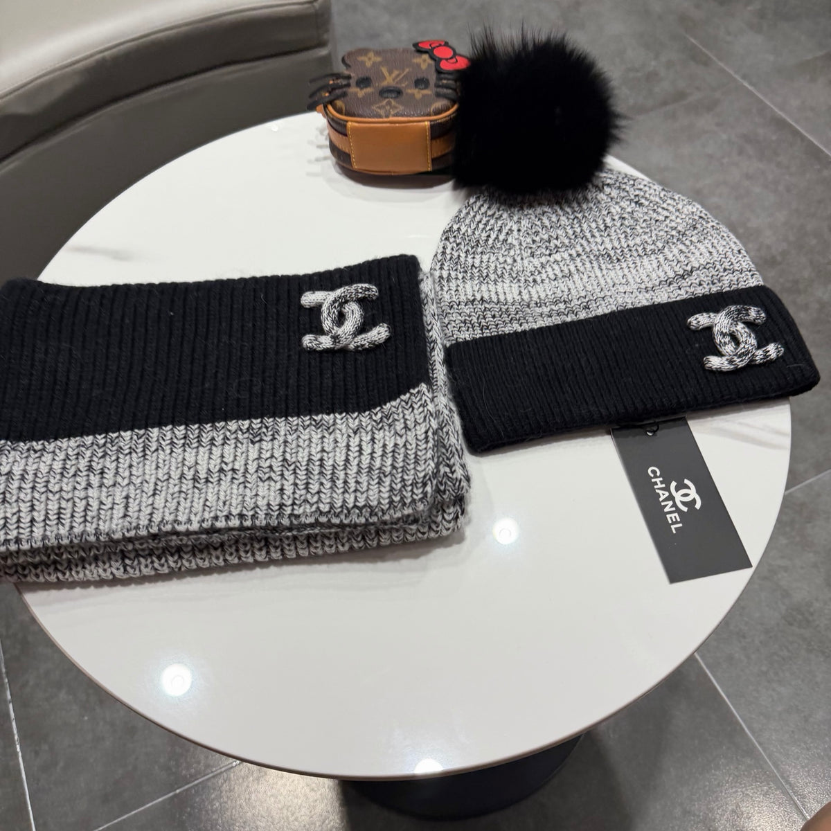 China Replica Chanel Scarf 60usd Only