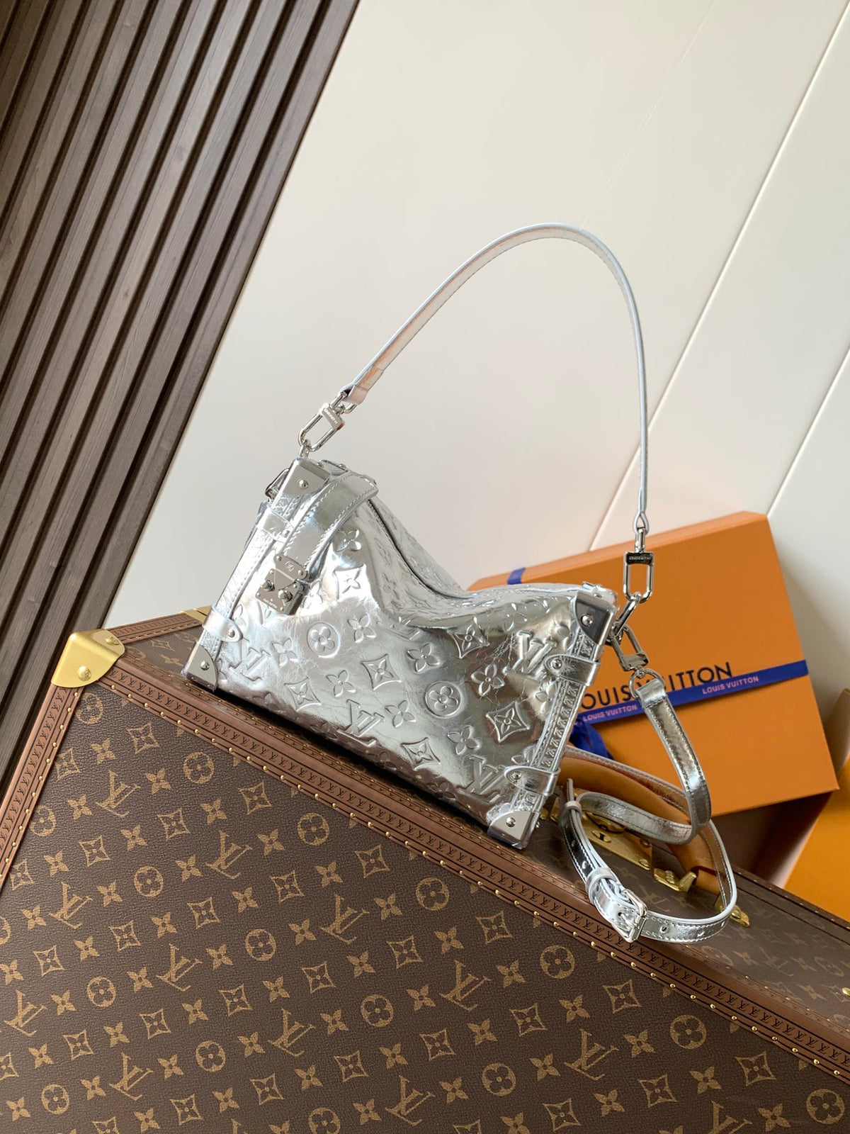 China Replica LV Handbags 204usd Only