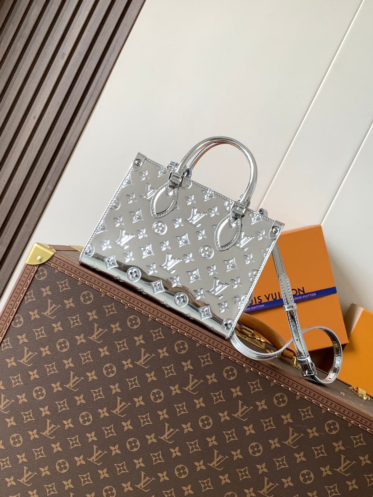 China Replica LV Handbags 174usd Only