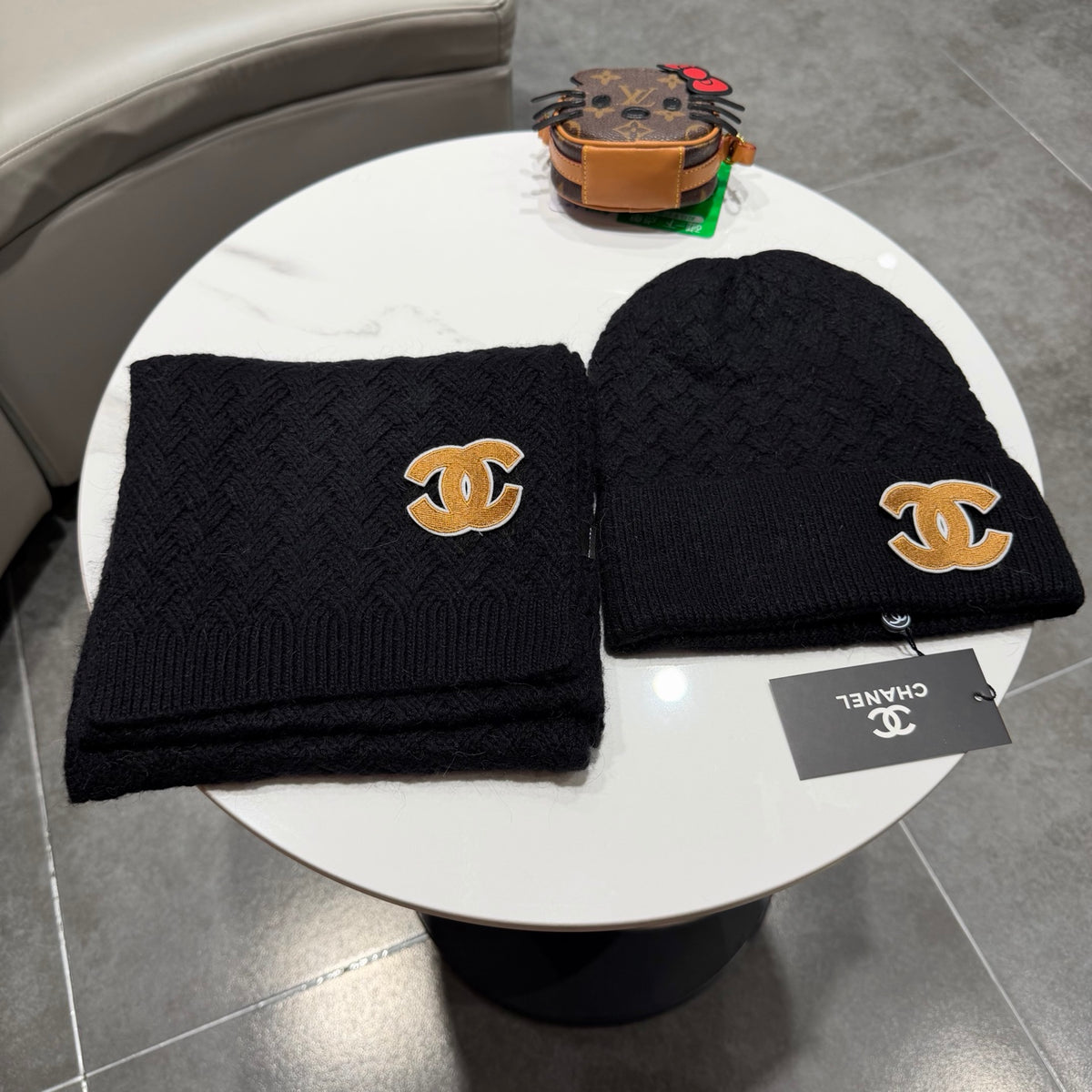 China Replica Chanel Scarf 60usd Only