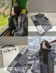 China Replica Loewe Scarf 40usd Only