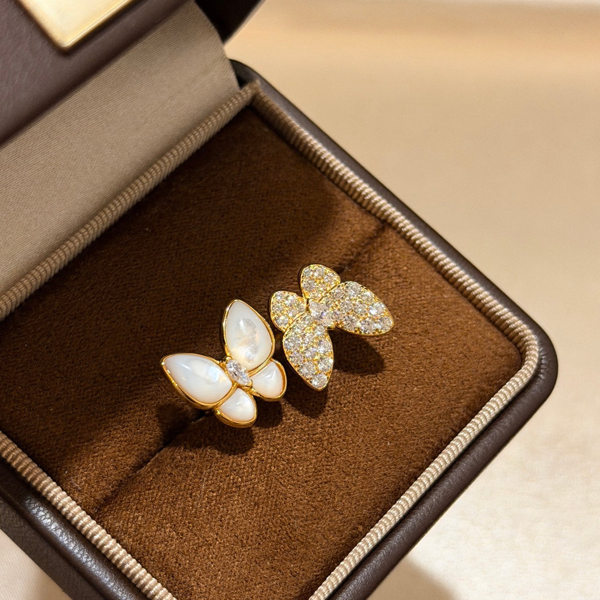 China Replica Van Cleef Arpels Rings 72usd Only