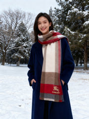 China Replica Burberry Scarf 54usd Only
