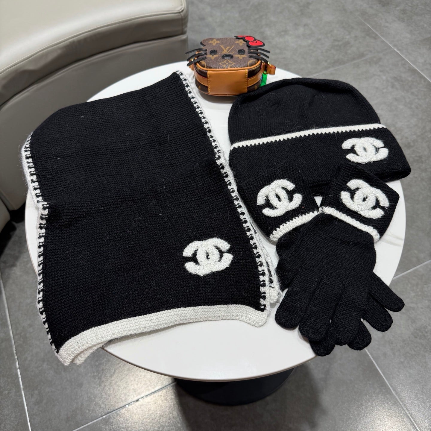 China Replica Chanel Scarf 76usd Only