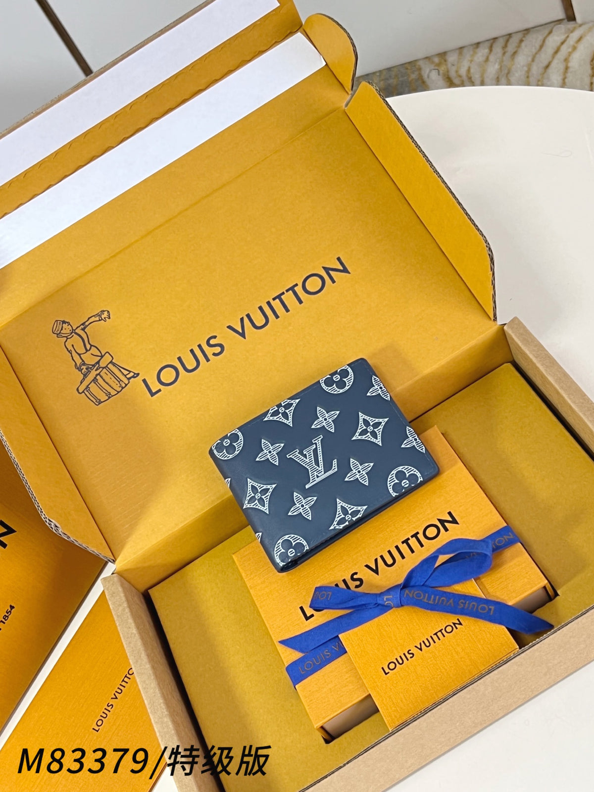 China Replica LV Handbags 66usd Only
