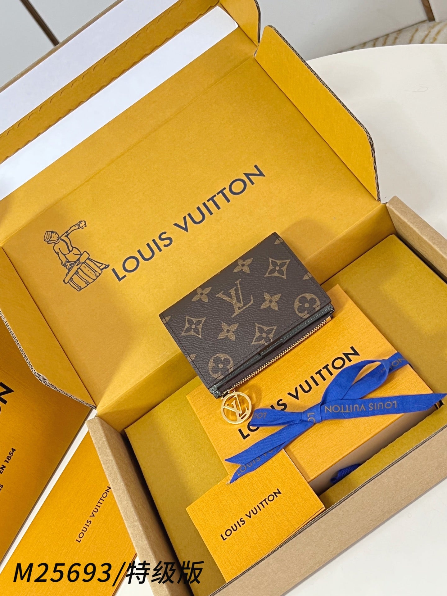 China Replica LV Handbags 75usd Only