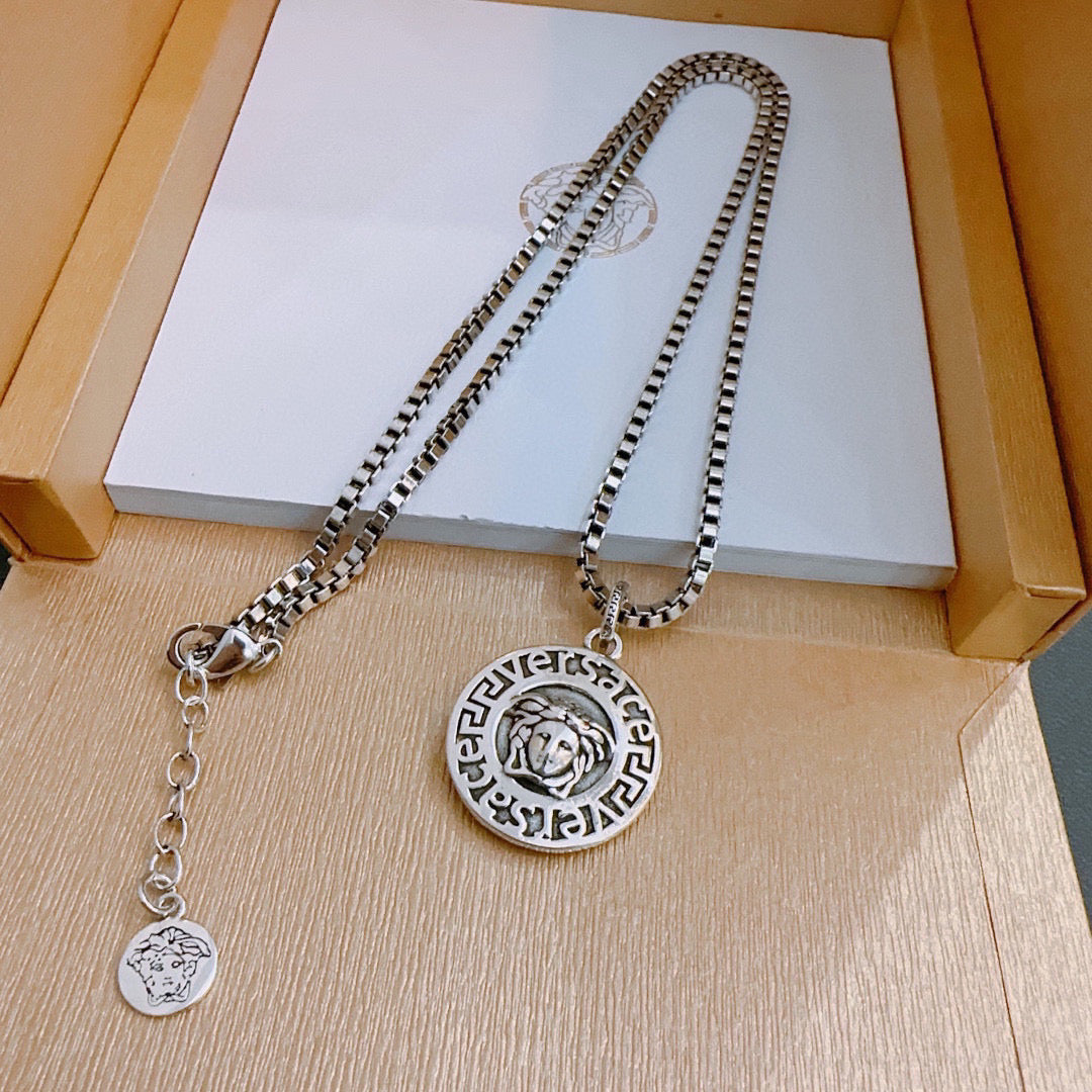 China Replica Versace Necklaces 54usd Only