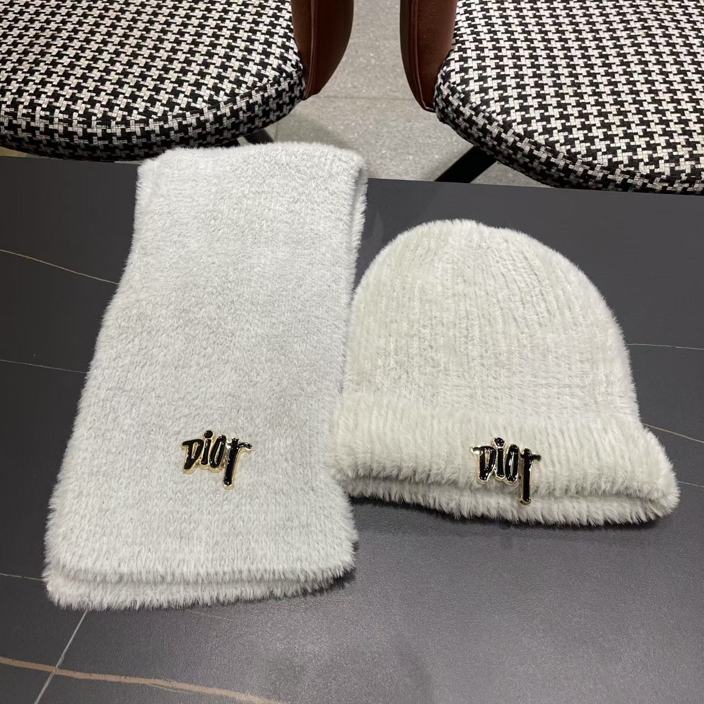 China Replica Dior Scarf 46usd Only