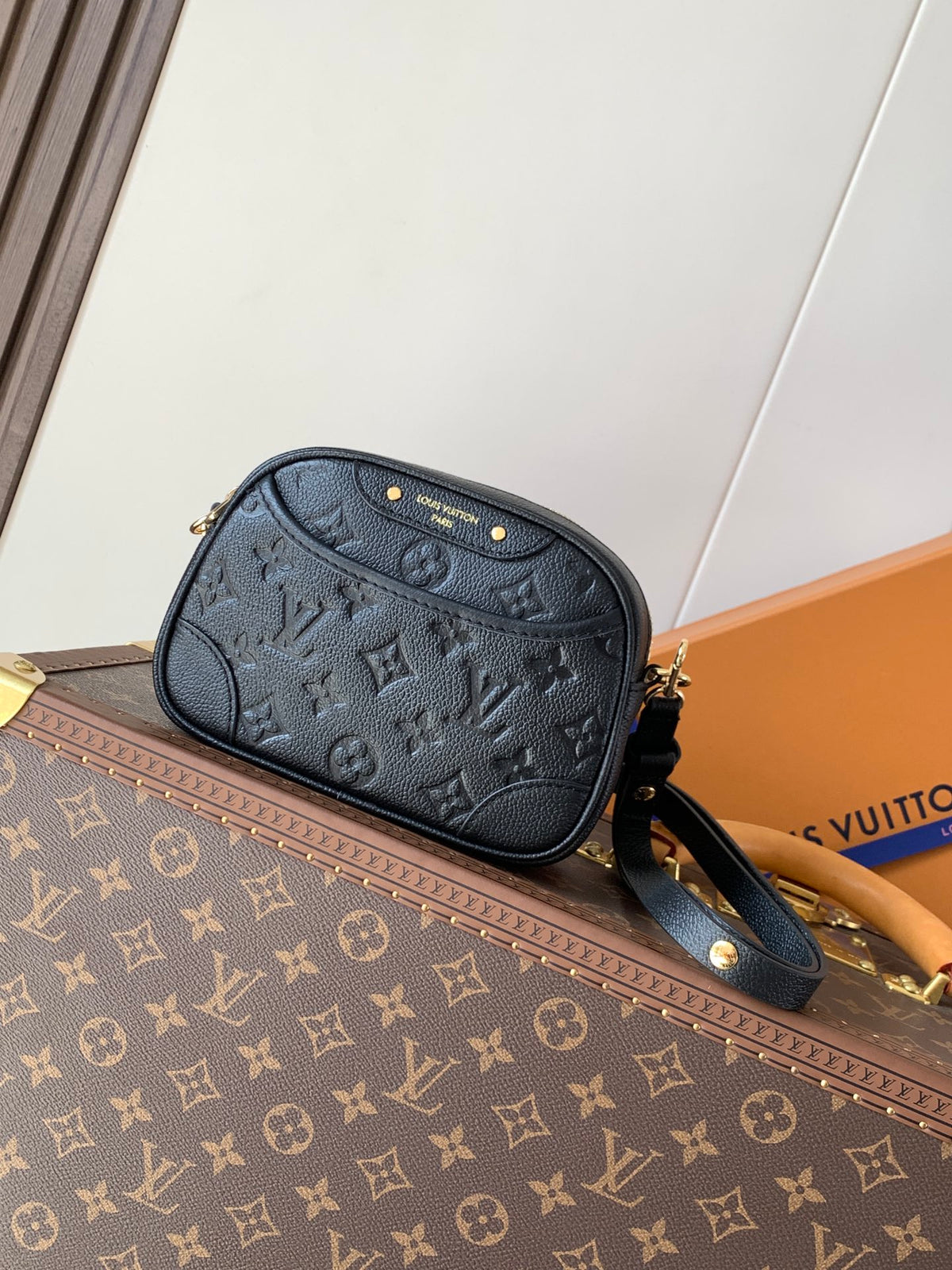 China Replica LV Handbags 144usd Only