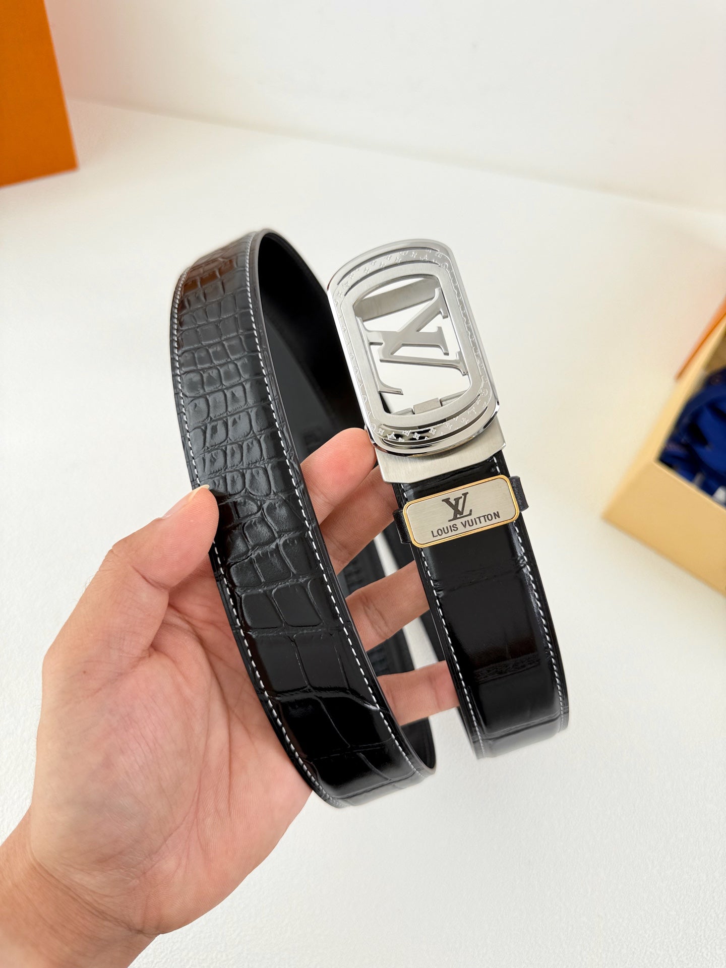 China Replica LV Belts 56usd Only