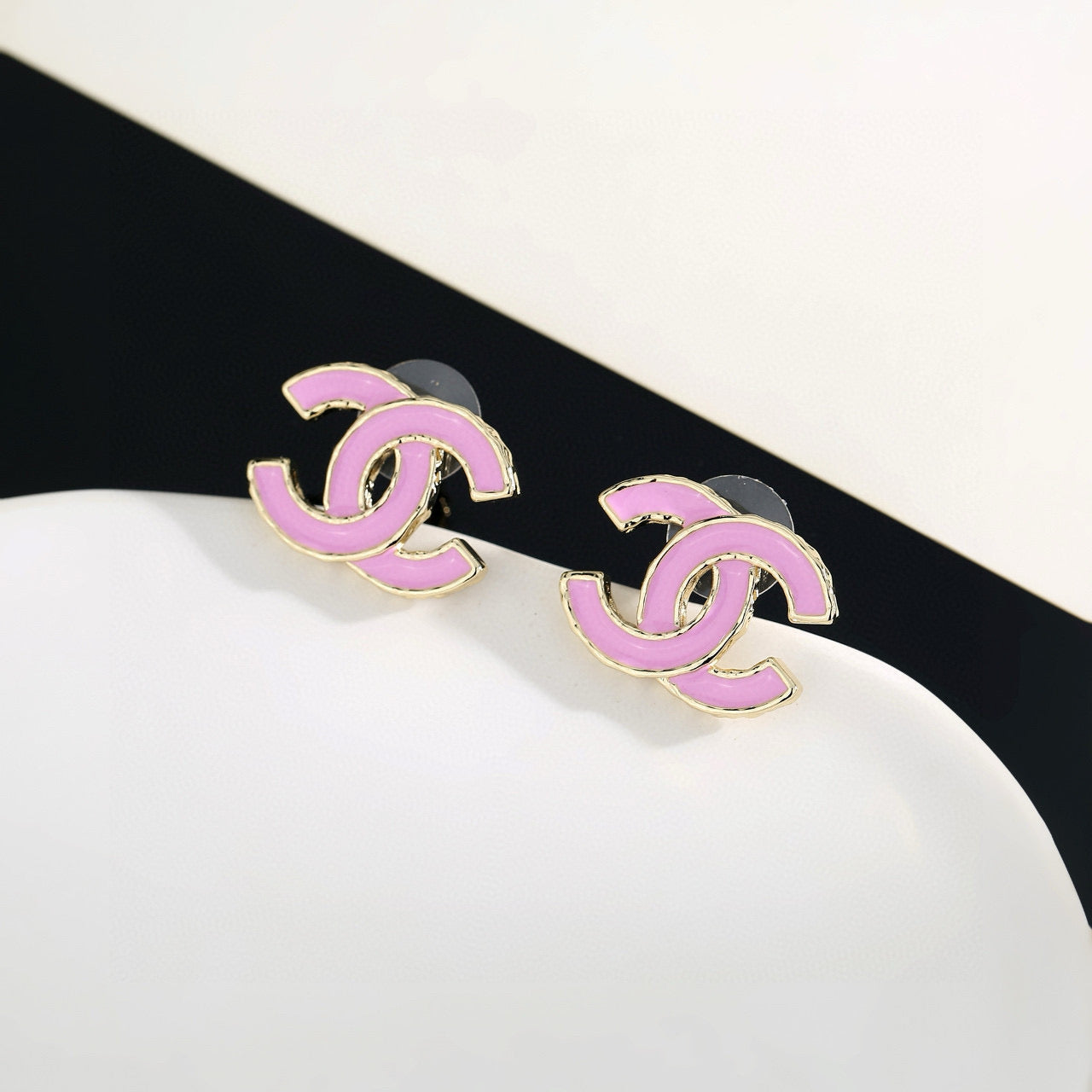 China Replica Chanel Earrings 20usd Only
