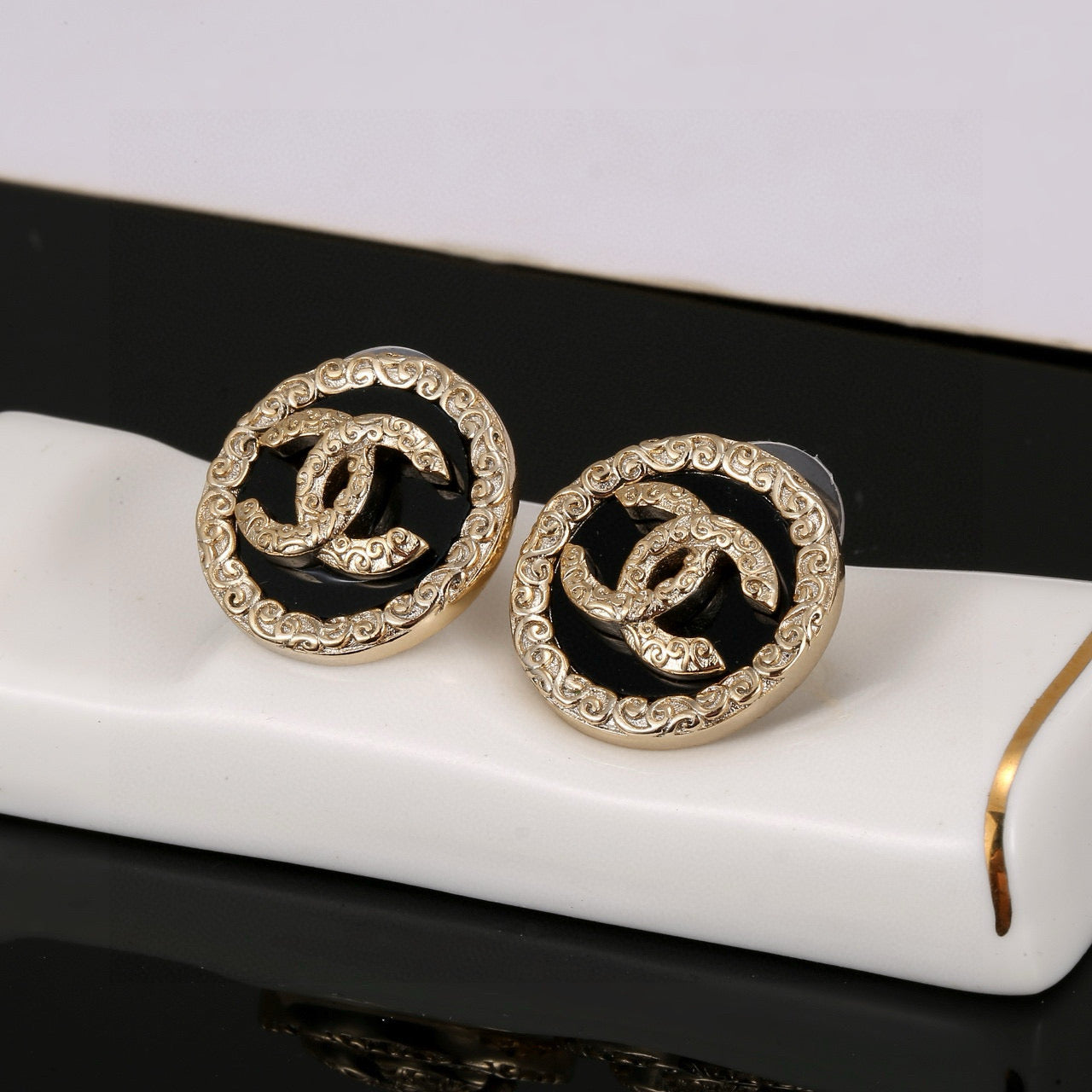China Replica Chanel Earrings 20usd Only