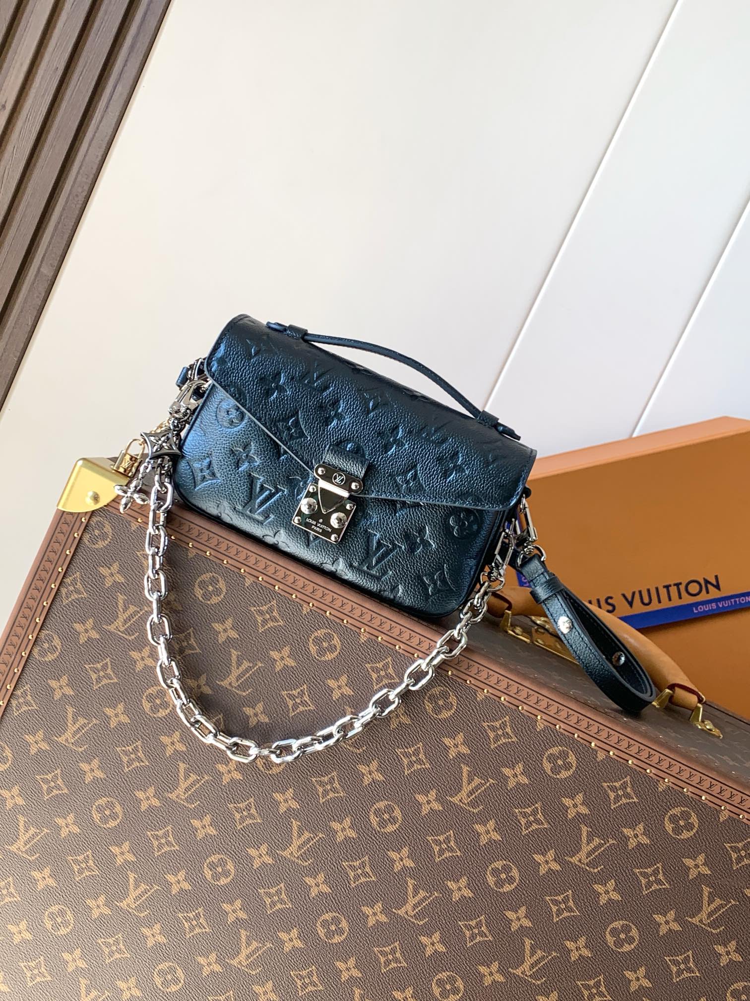 China Replica LV Handbags 159usd Only