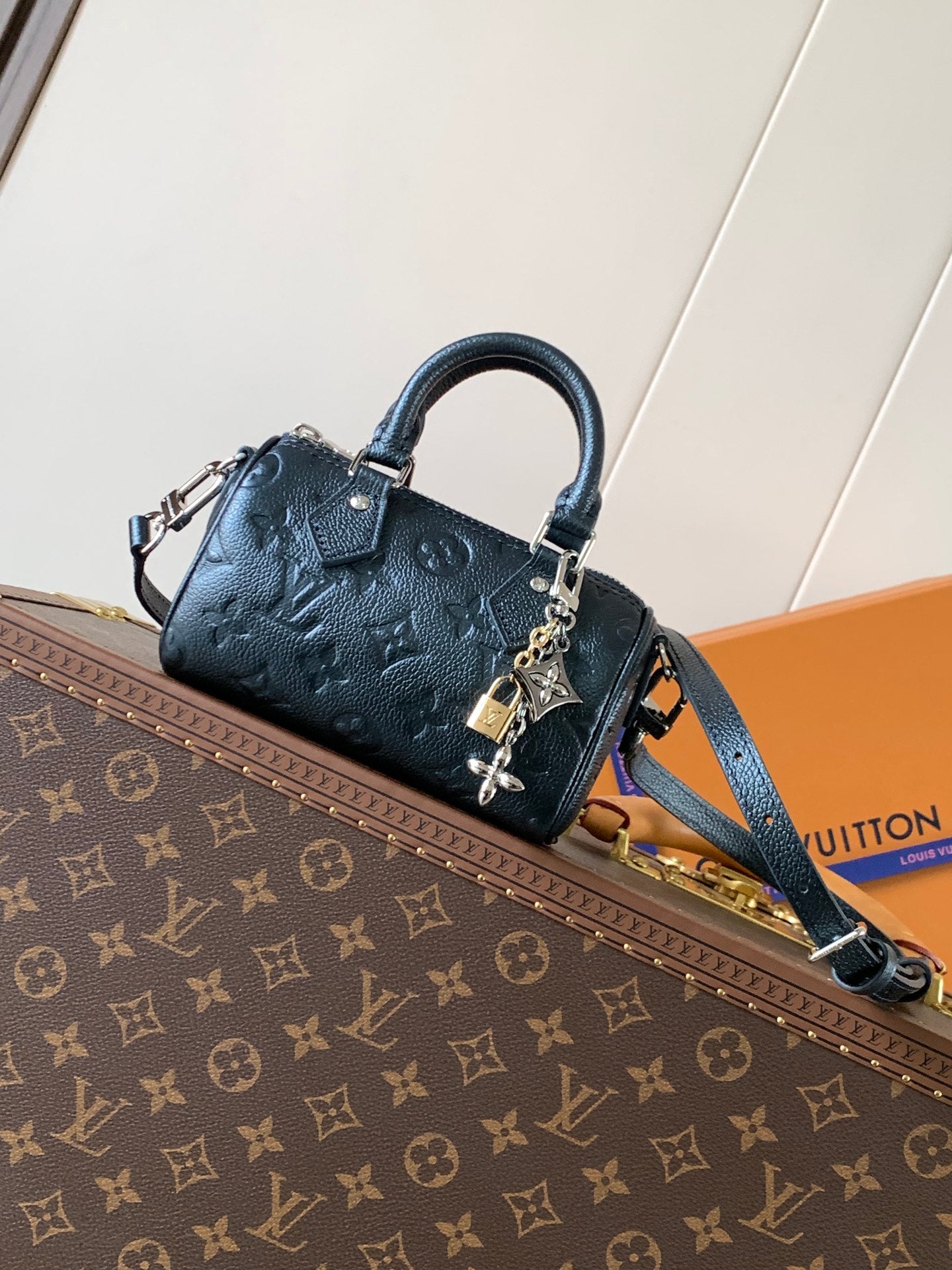 China Replica LV Handbags 129usd Only