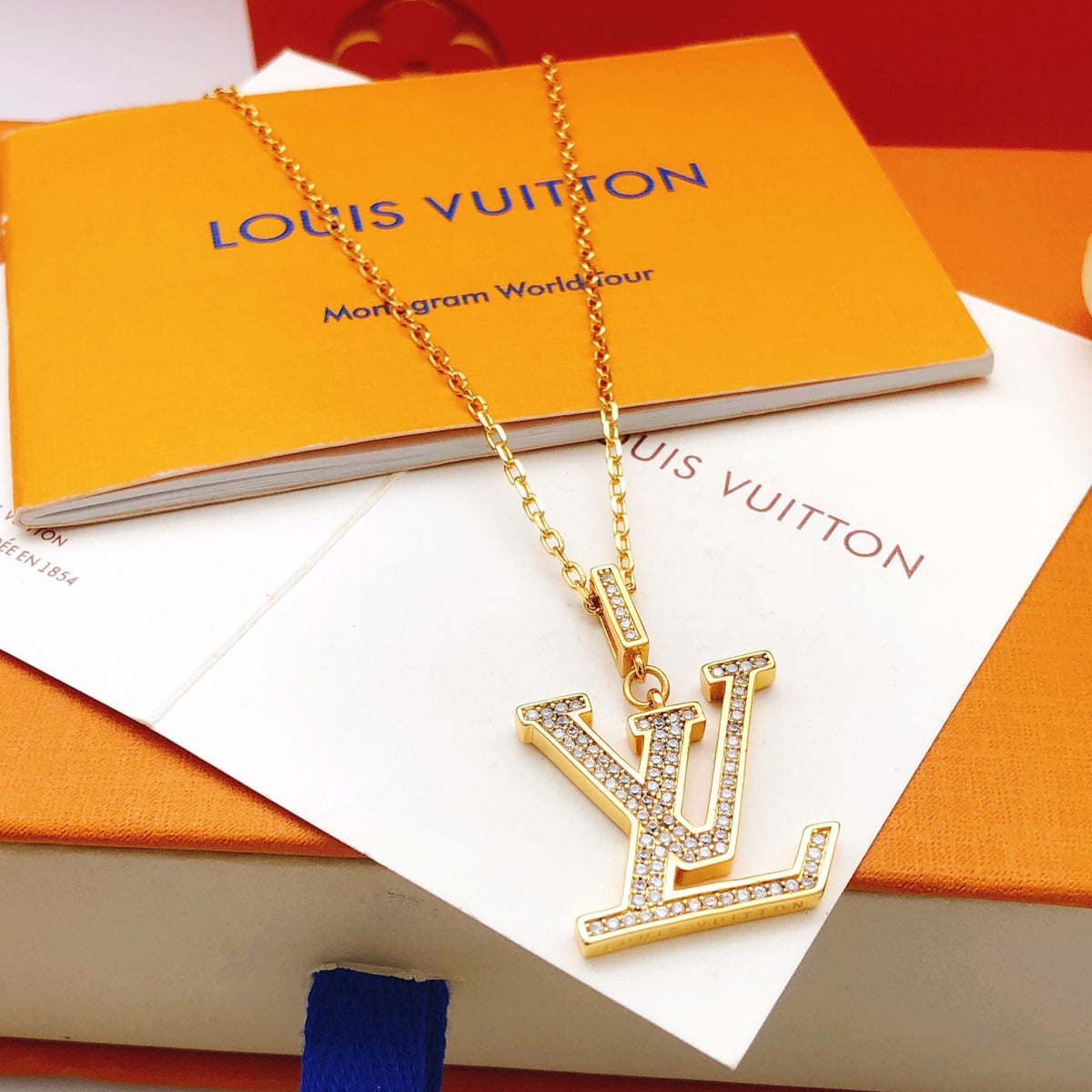 China Replica LV Necklaces 34usd Only