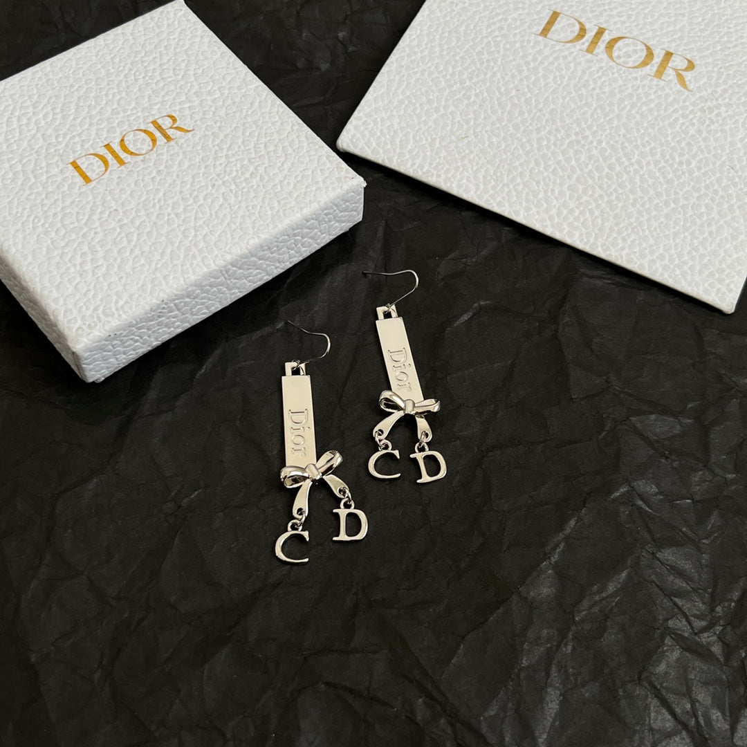 China Replica Dior Earrings 38usd Only