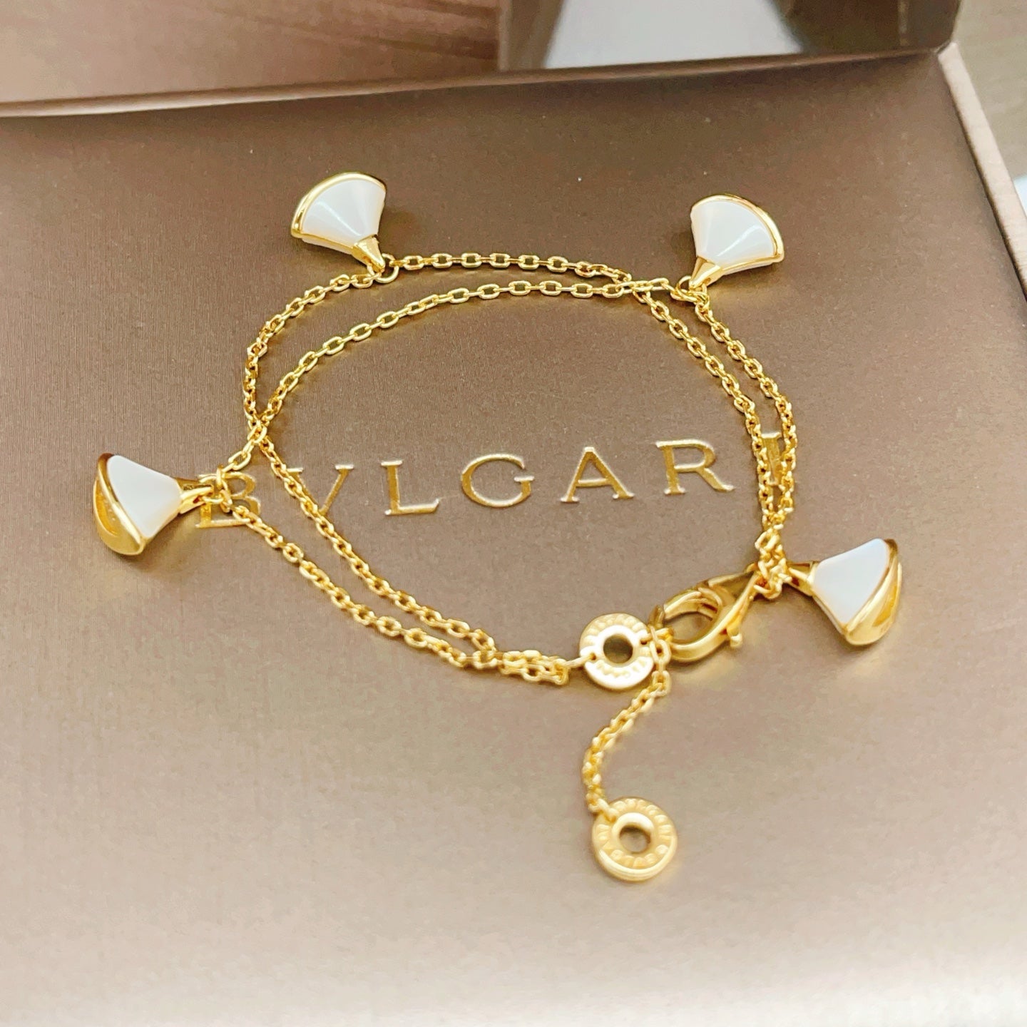 China Replica Bvlgari Bracelets 30usd Only