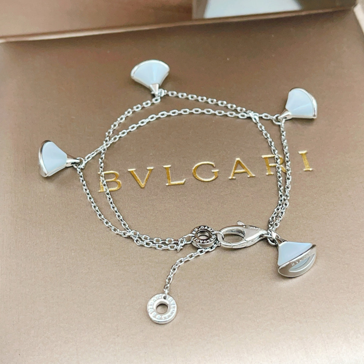 China Replica Gucci Bracelets 30usd Only