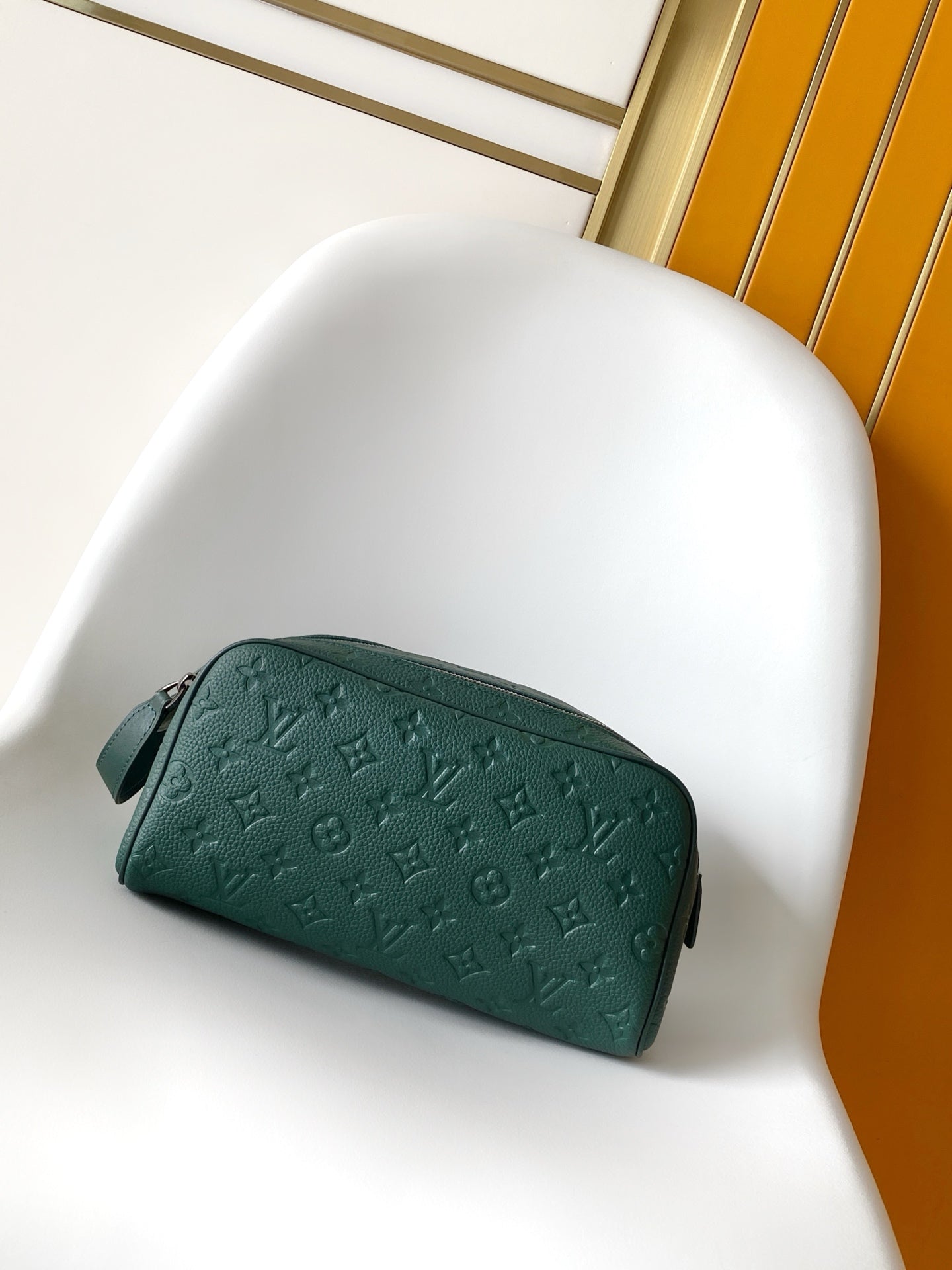 China Replica LV Handbags 123usd Only