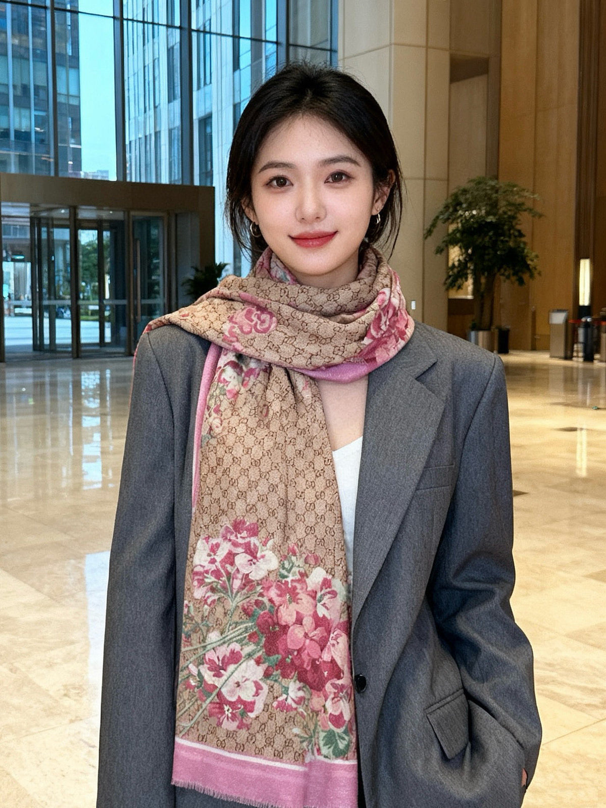 China Replica Gucci Scarf 78usd Only