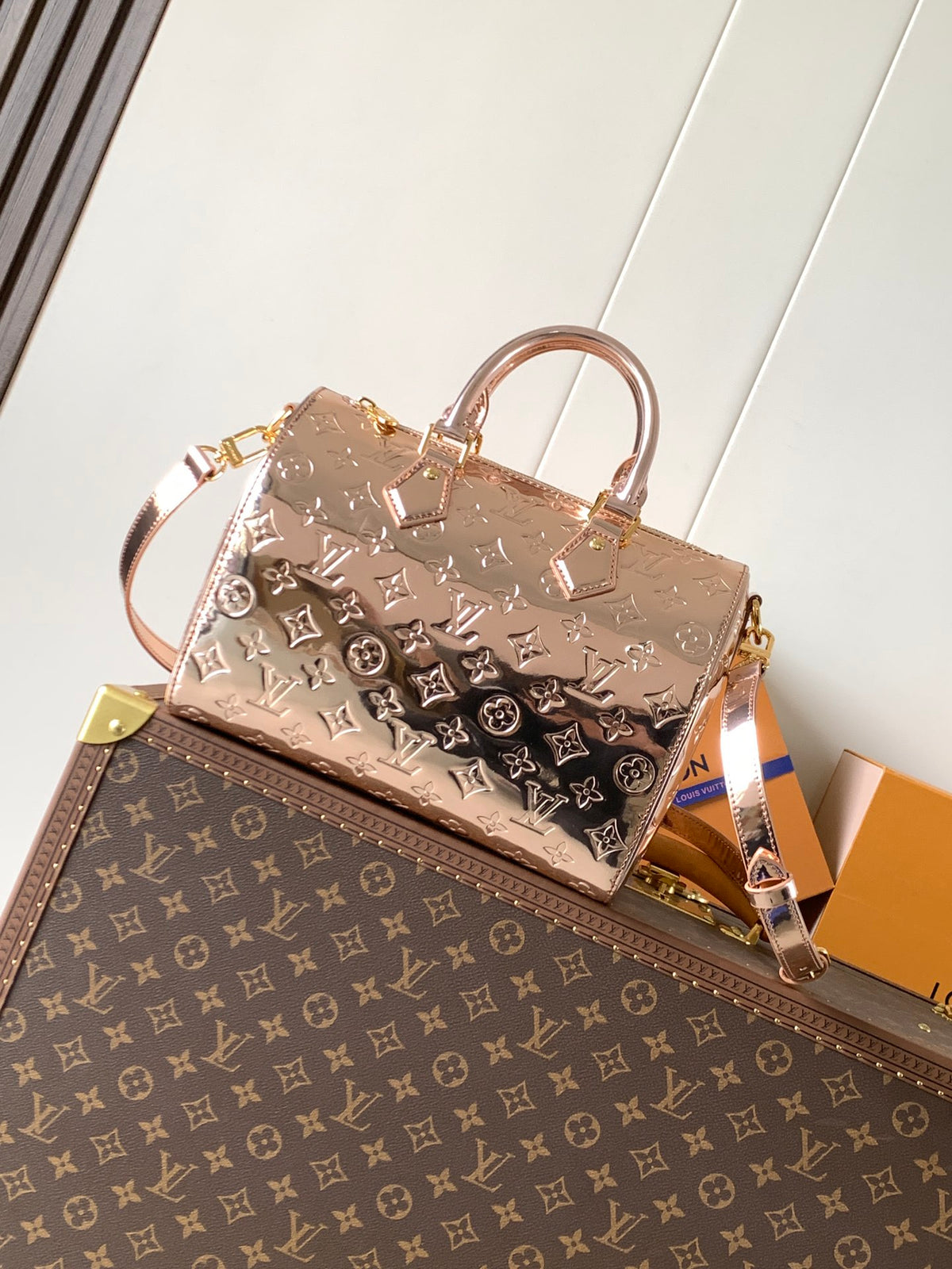 China Replica LV Handbags 186usd Only