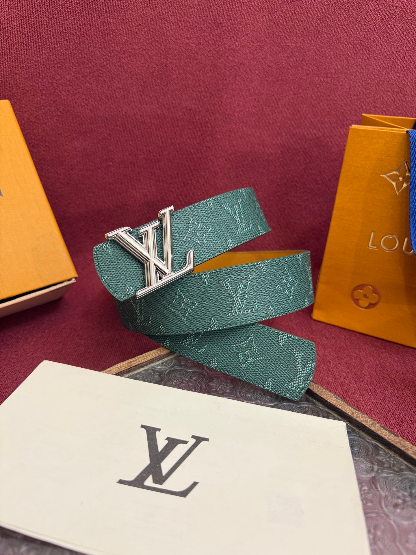 China Replica LV Belts 52usd Only