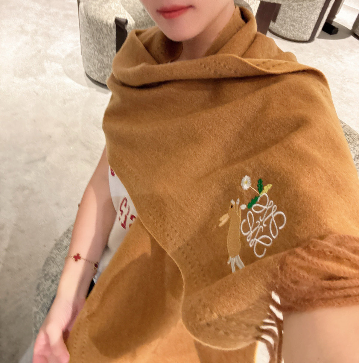 China Replica Loewe Scarf 48usd Only