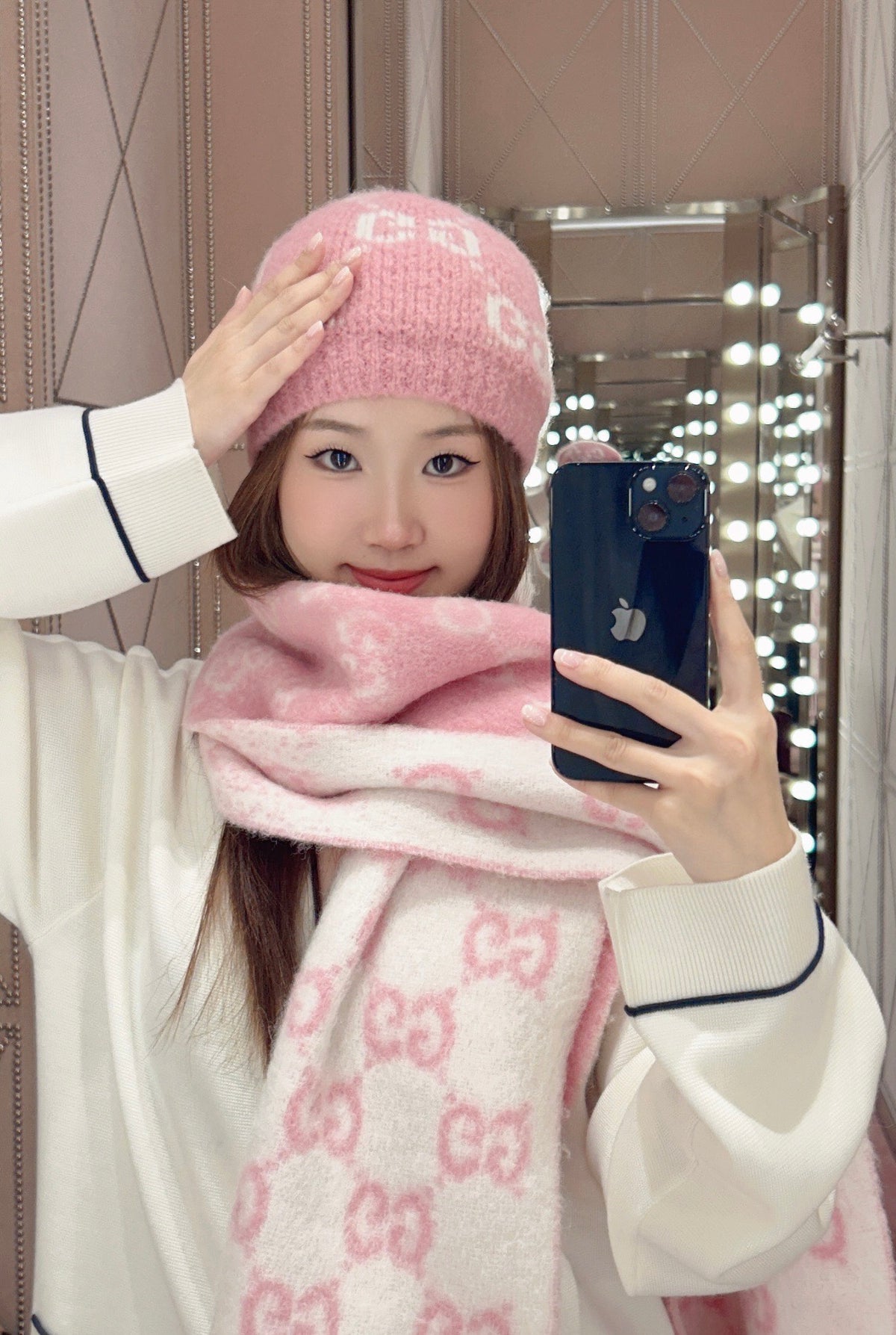 China Replica Gucci Scarf 60usd Only