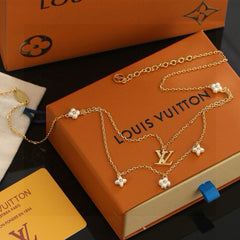 China Replica LV Necklaces 30usd Only
