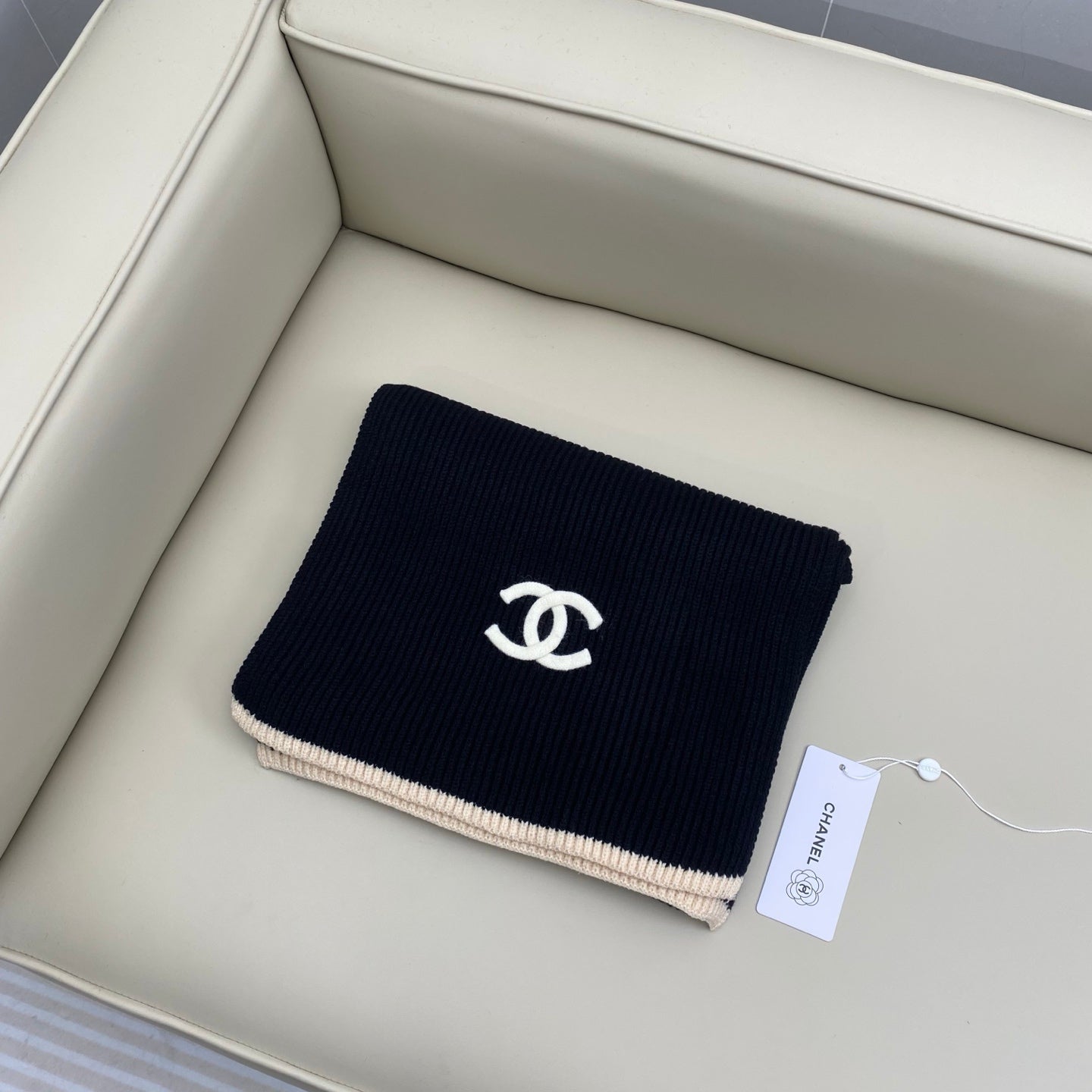 China Replica Chanel Scarf 58usd Only