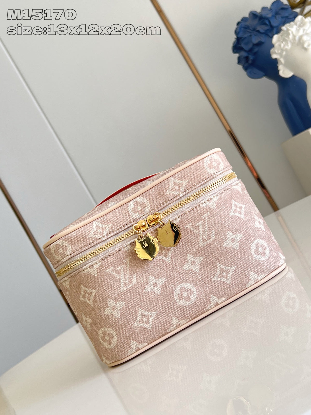 China Replica LV Handbags 102usd Only