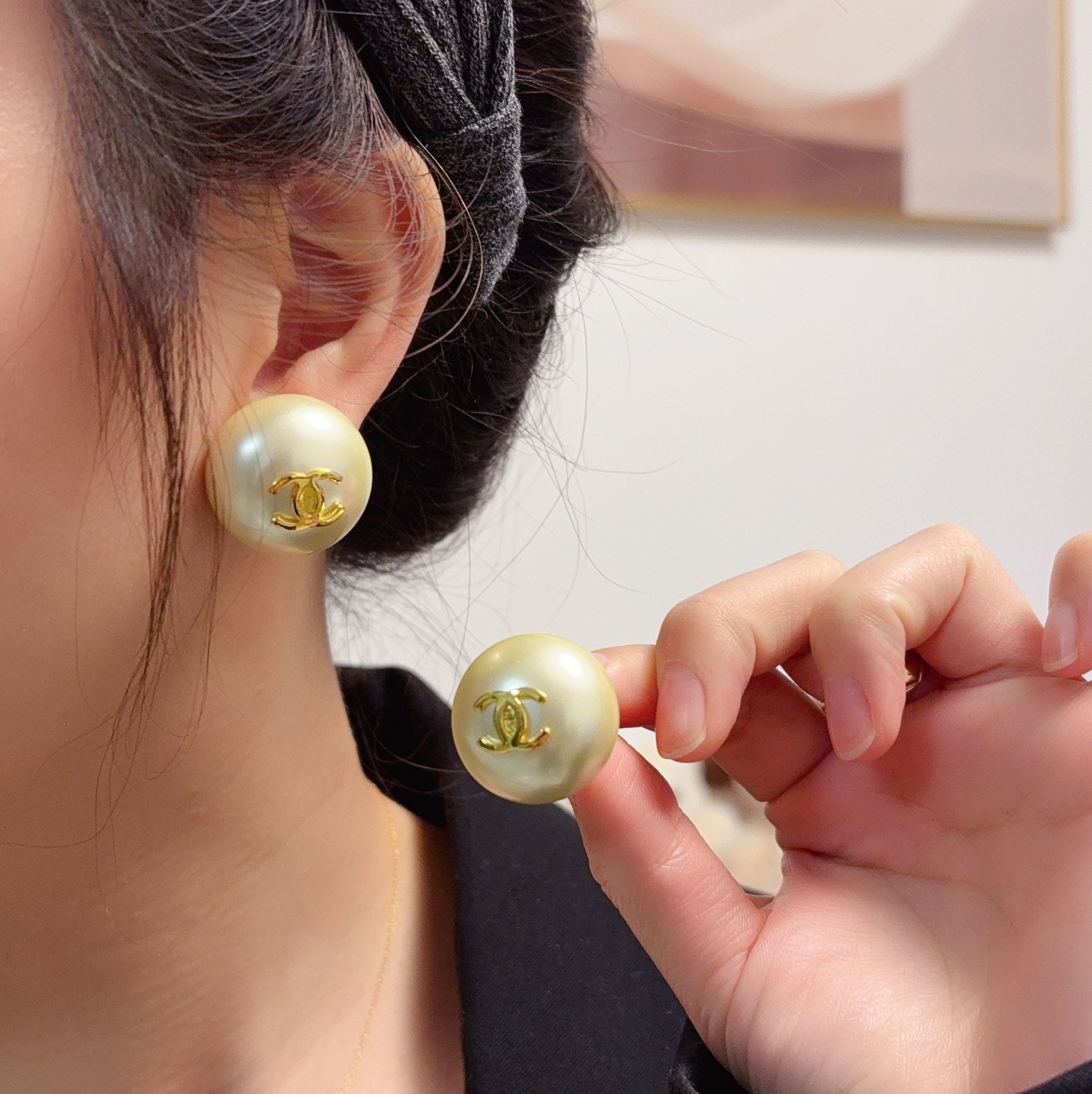 China Replica Chanel Earrings 40usd Only