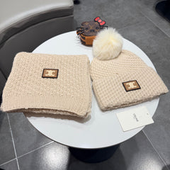 China Replica Celine Scarf 60usd Only