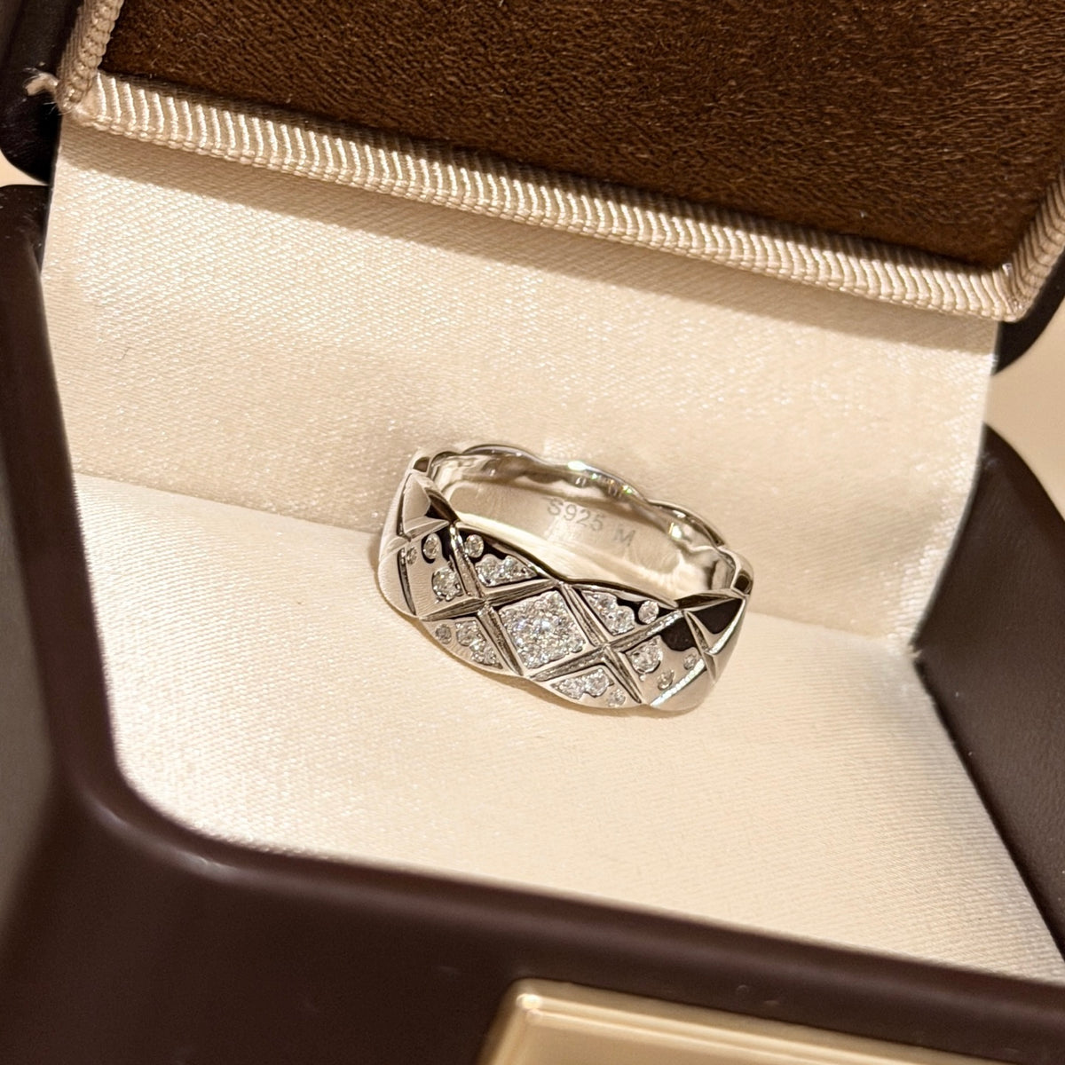 China Replica Chanel Rings 62usd Only