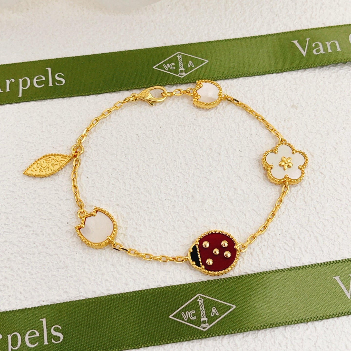 China Replica Van Cleef Arpels Bracelets 36usd Only