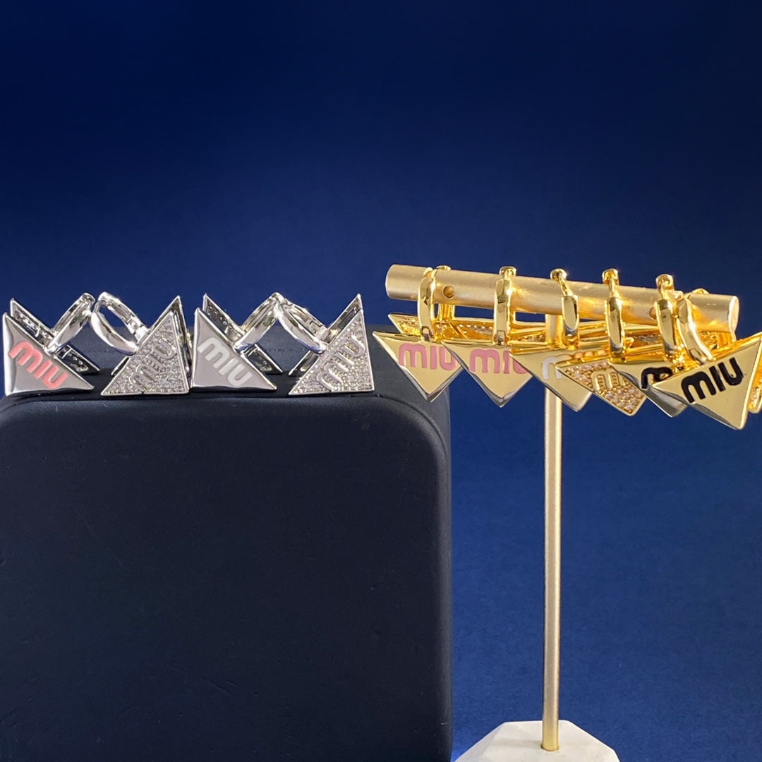 China Replica Miumiu Earrings 25usd Only