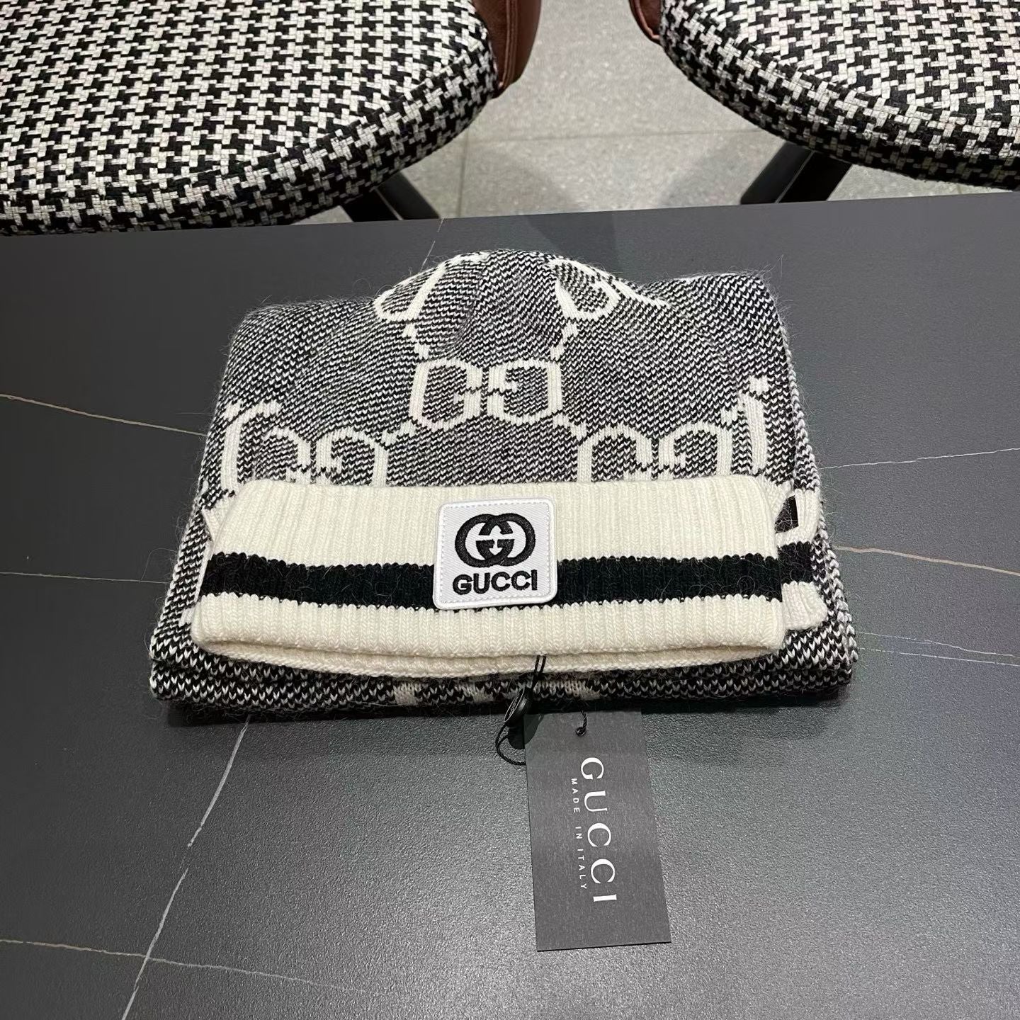 China Replica Gucci Scarf 66usd Only