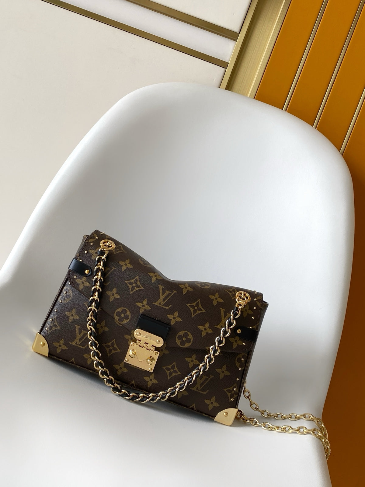 China Replica LV Handbags 147usd Only
