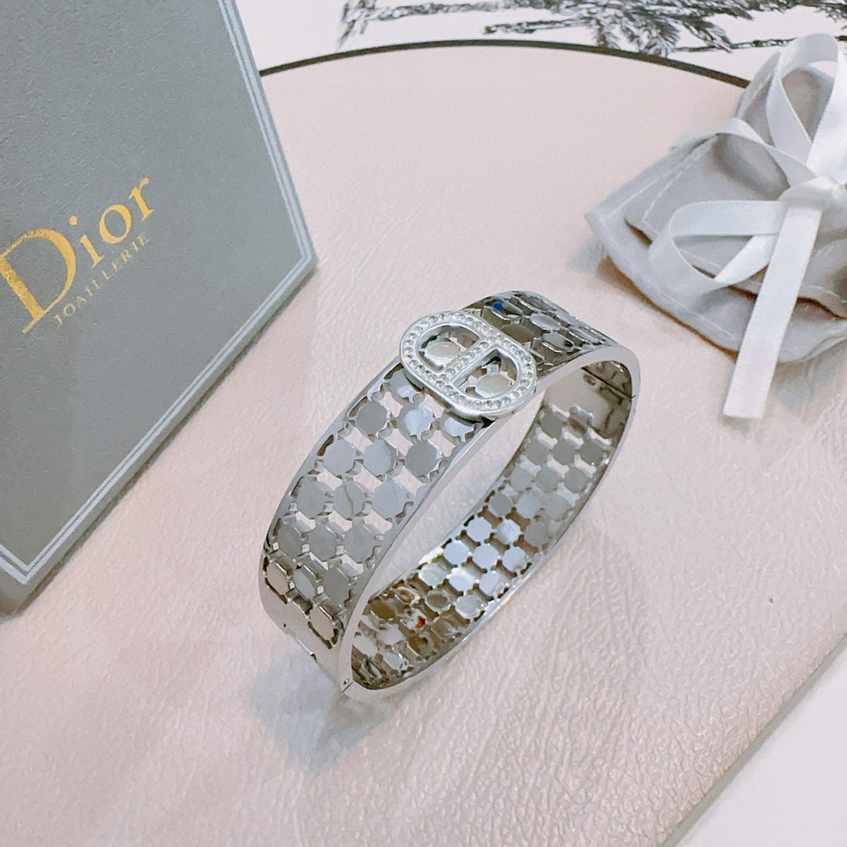 China Replica Dior Bracelets 40usd Only