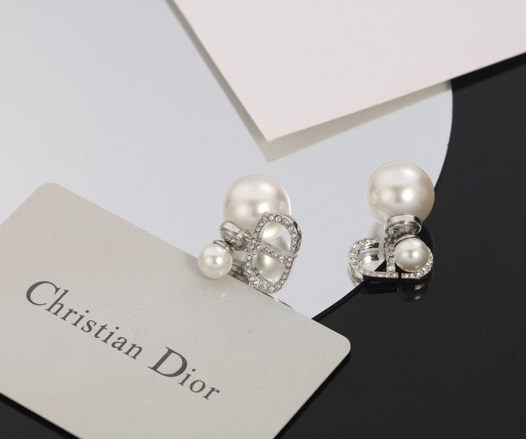 China Replica Dior Earrings 22usd Only