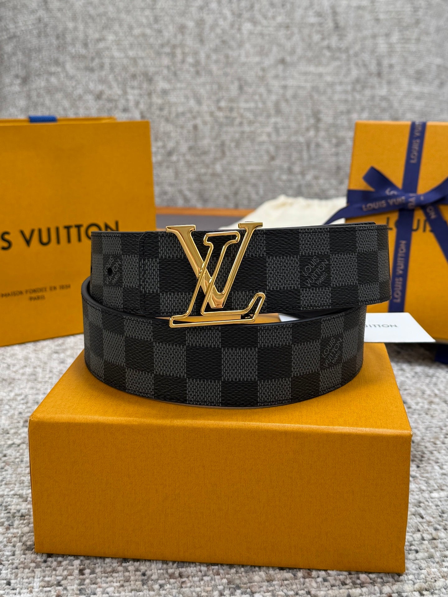 China Replica LV Belts 46usd Only