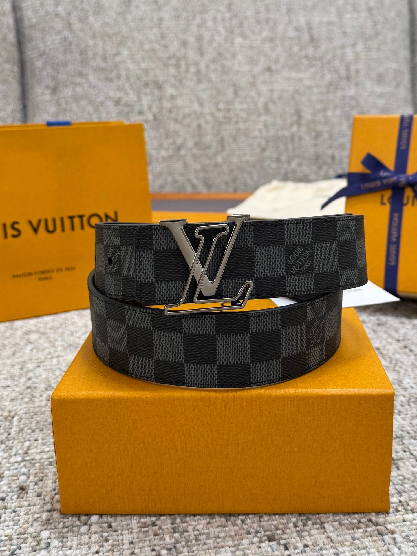 China Replica LV Belts 46usd Only