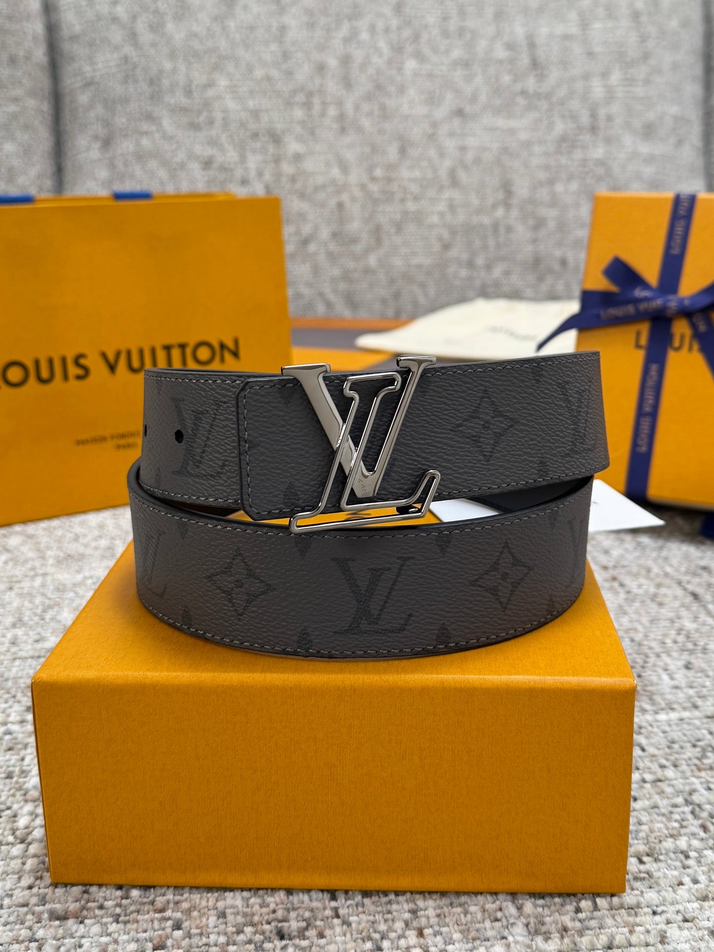 China Replica LV Belts 46usd Only