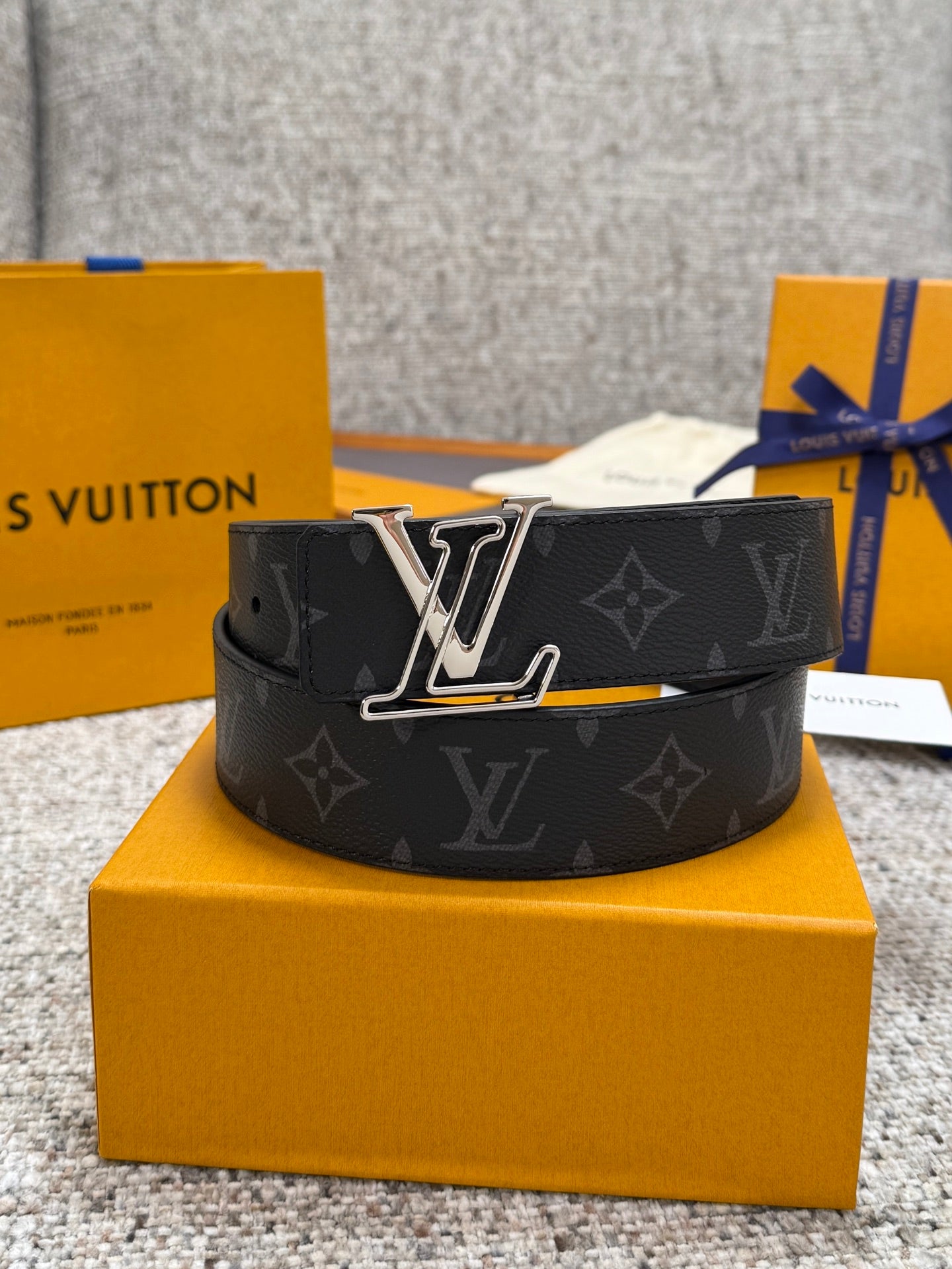 China Replica LV Belts 46usd Only