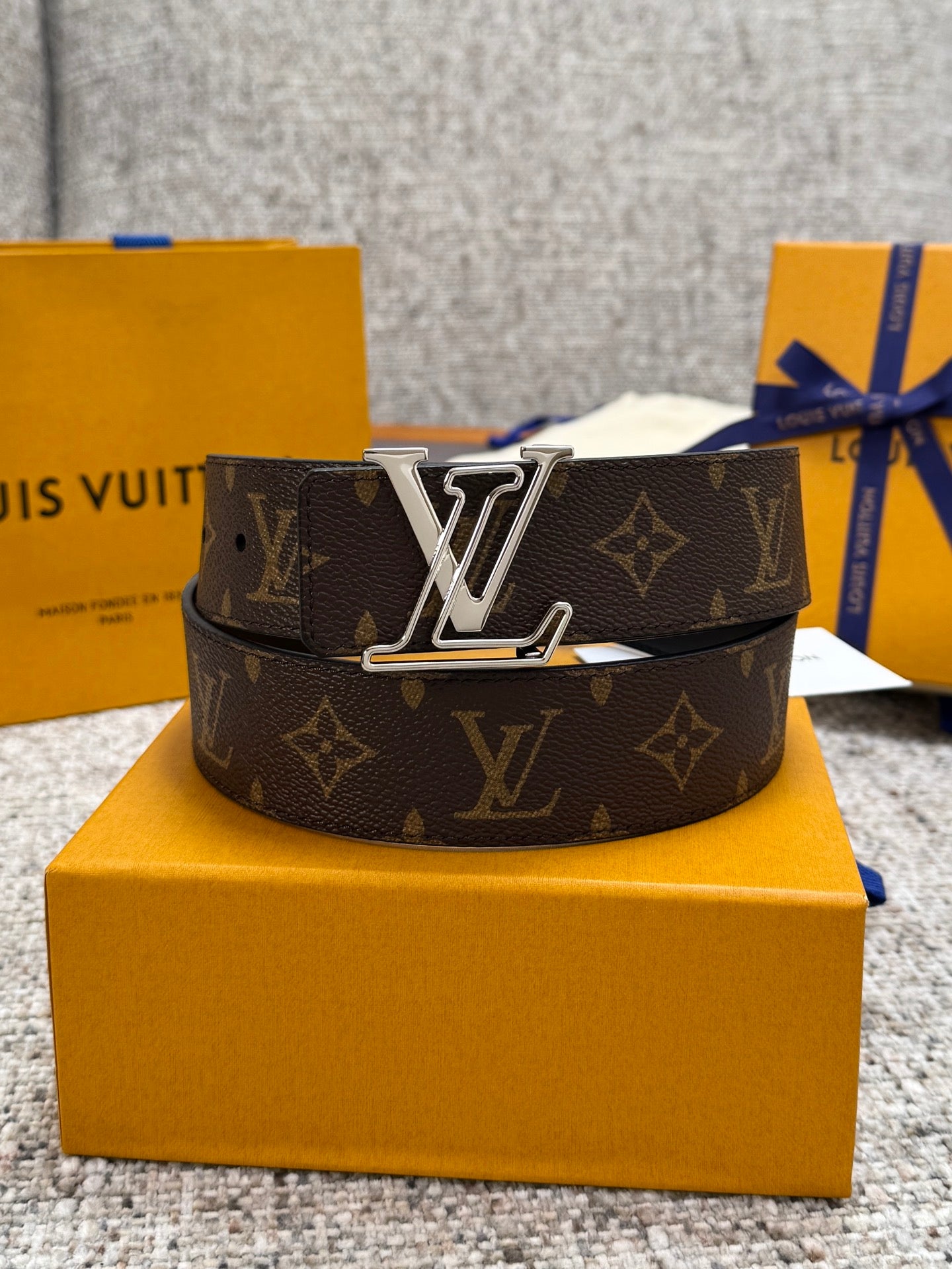 China Replica LV Belts 46usd Only