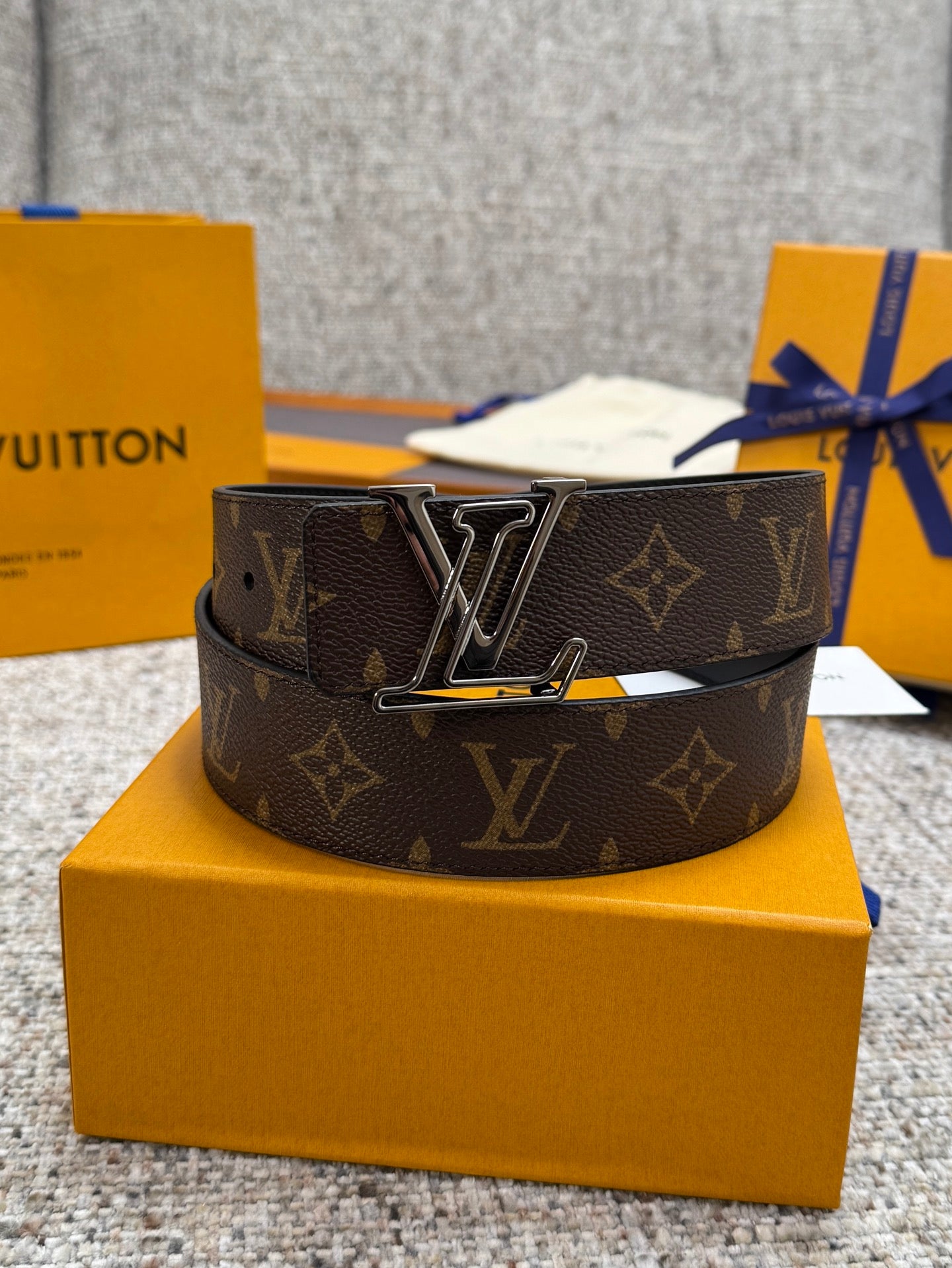 China Replica LV Belts 46usd Only