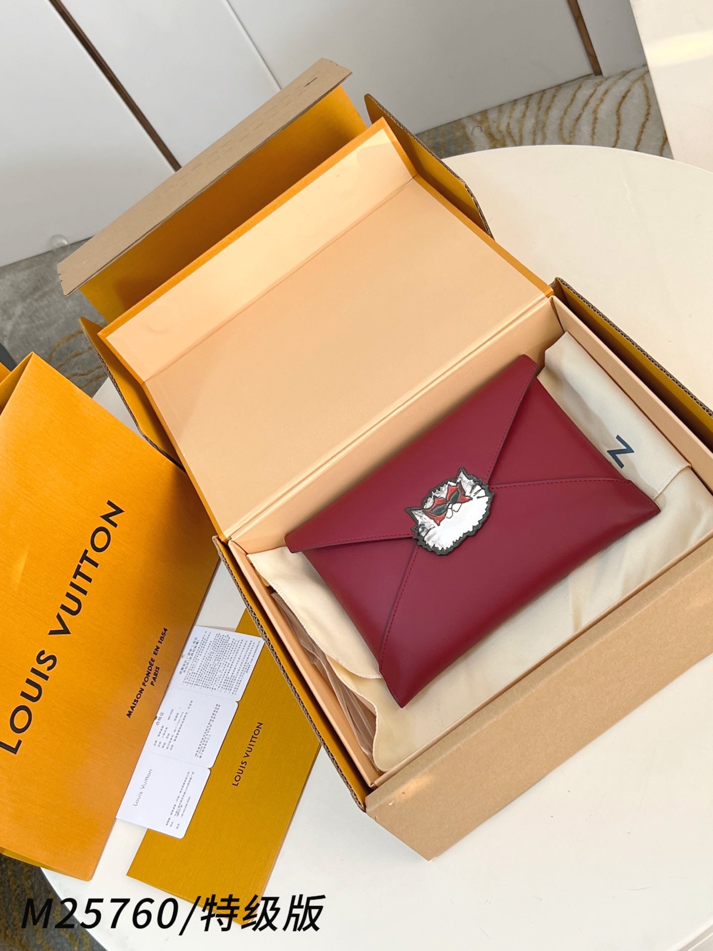 China Replica LV Handbags 186usd Only